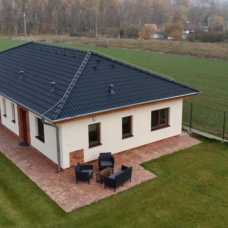 Apartman Uprostred Trojuhelniku Praha - Karlovy Vary - Plzen Kolesovice Esterno foto